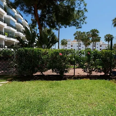 Mi Capricho Ground Floor 2 Bd, 2 Bth Apt, Beachfront Complex *